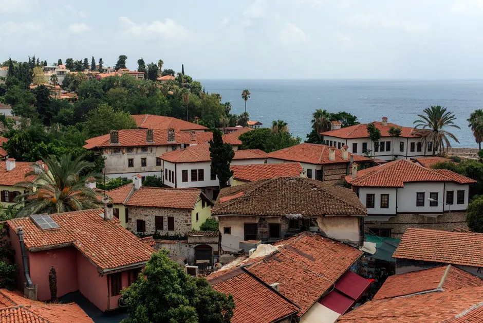 The Ultimate Antalya Travel Guide: Sun, History, and Day Trips