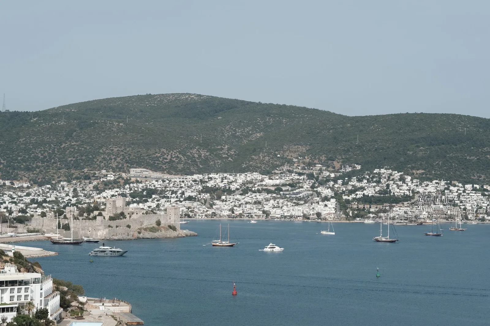 The Ultimate Bodrum Travel Guide: Beaches, Nightlife, and Day Trips