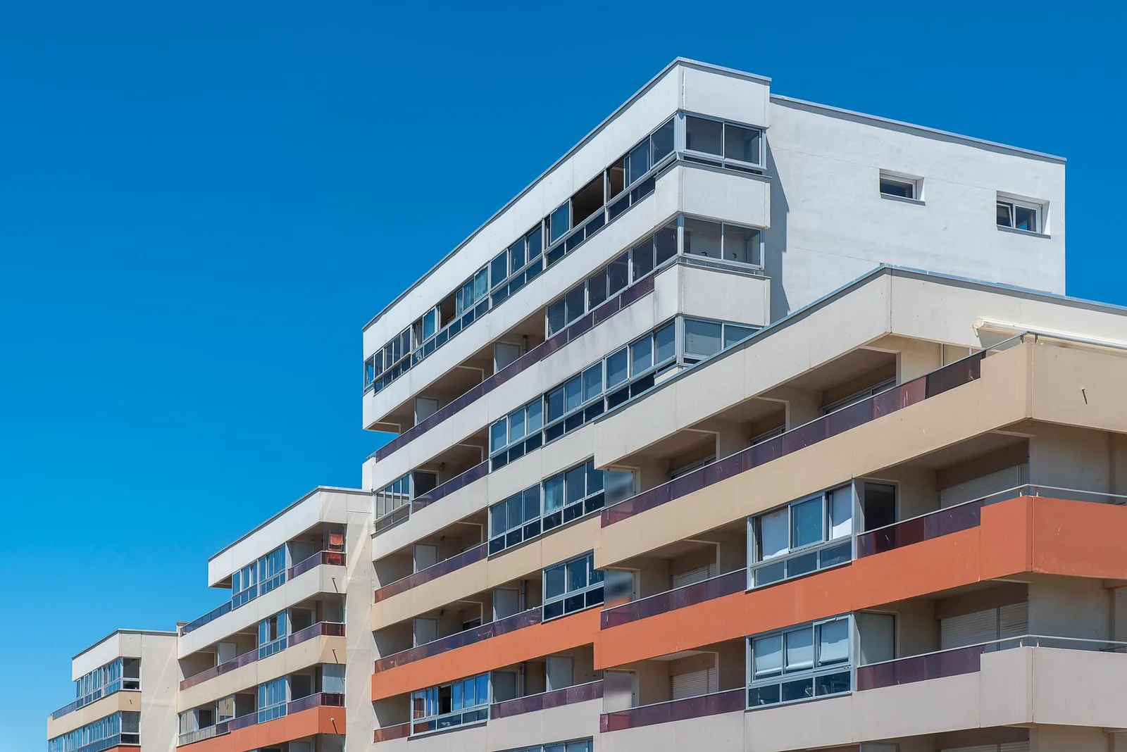 Cap Rate vs Rental Yield: The Real Difference for Real Estate Investors