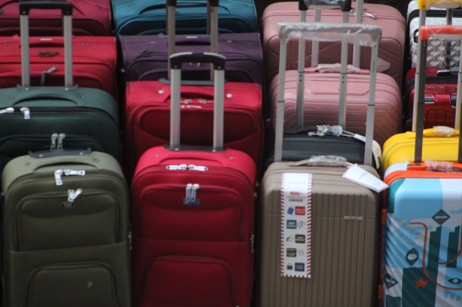 How Much Does a Carry-On Weigh? Airline Limits and Packing Tips