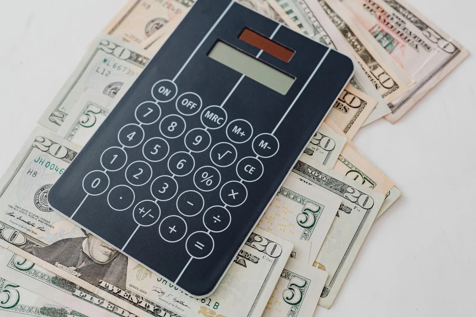 How to Calculate Rental Yield: Gross vs Net Explained with Examples