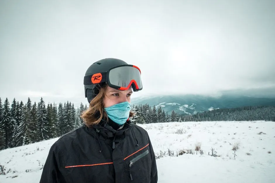 Snowboard packing guide