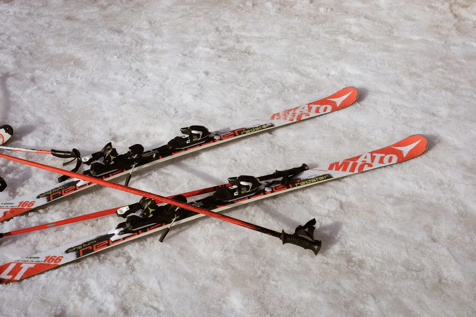 The Ultimate Winter Sports Packing List: Ski & Snowboard Essentials